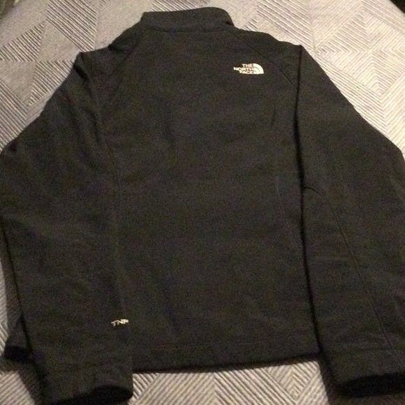 The North Face black medium jacket for women. - Picture 6 of 7